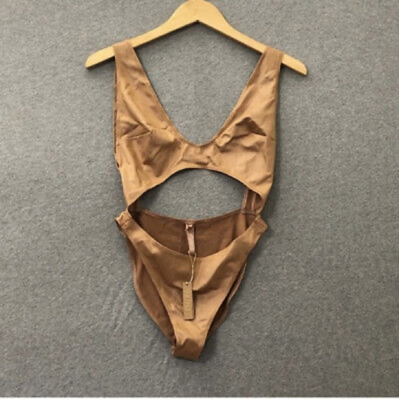 SKIMS Wet Jersey Cutout Bodysuit NWT Size XL - Picture 1 of 4
